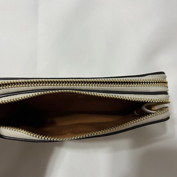 Coach Double Corner Zip Wallet Wristlet - Picture 3 of 5